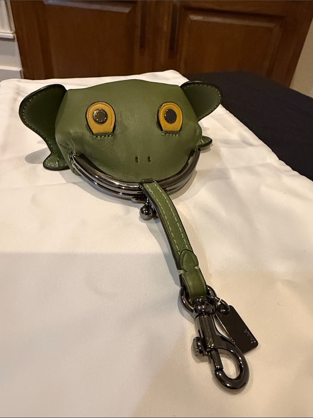 Coach Green leather Froggy Coin Case - Picture 5 of 12
